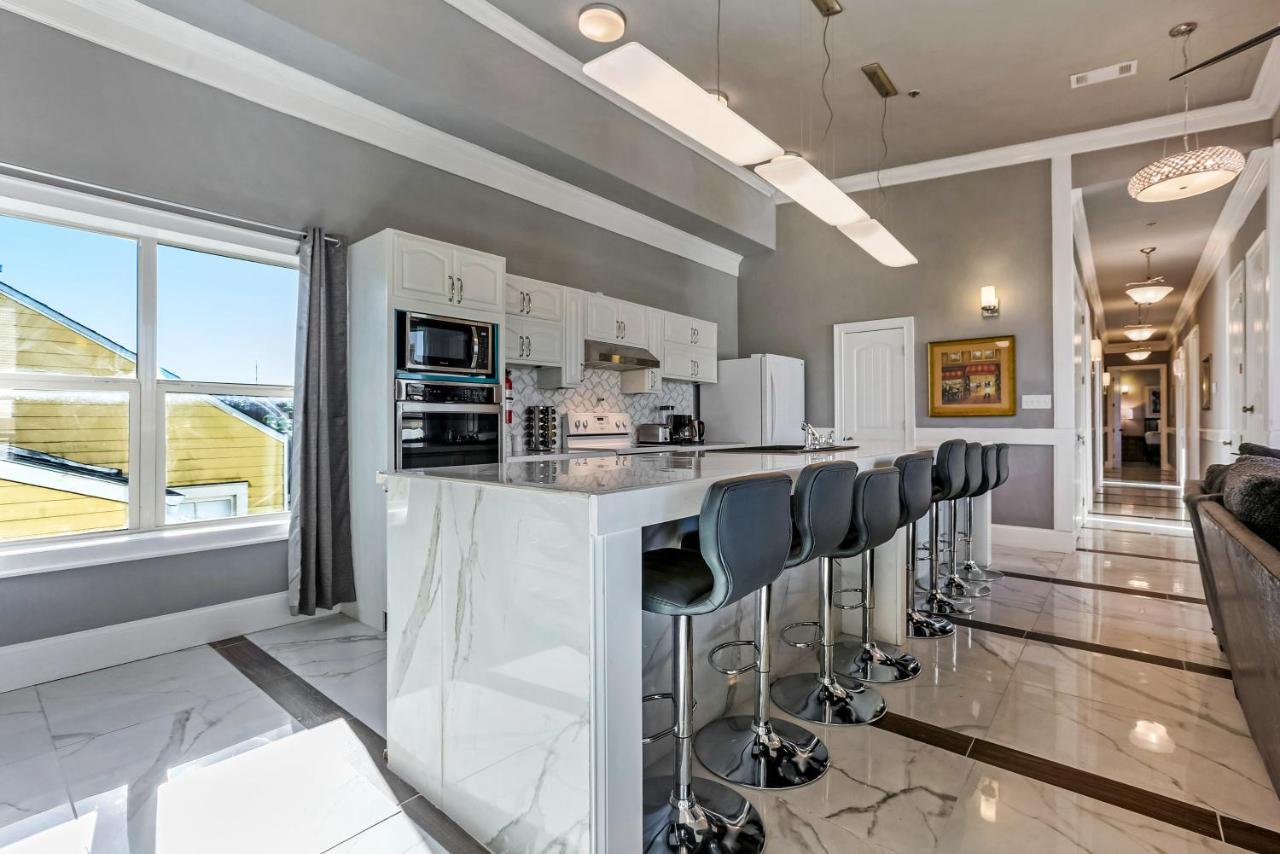 5Br Penthouse Steps To The Streetcar & Fq Appartement New Orleans Buitenkant foto